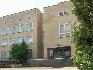 ЧОРТОВЕЦЬ. 2012. ДОСТАЛА ШКОЛА  ВІД STUDIO “LiLi“