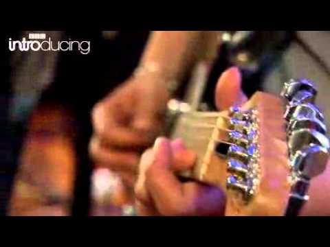 The Temper Trap Science Of Fear ( Live at