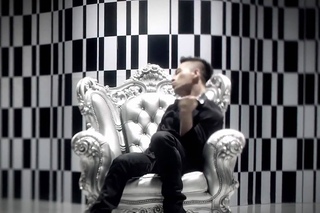 TaeYang ft. GD - I Need A Girl  [HD/MV]
