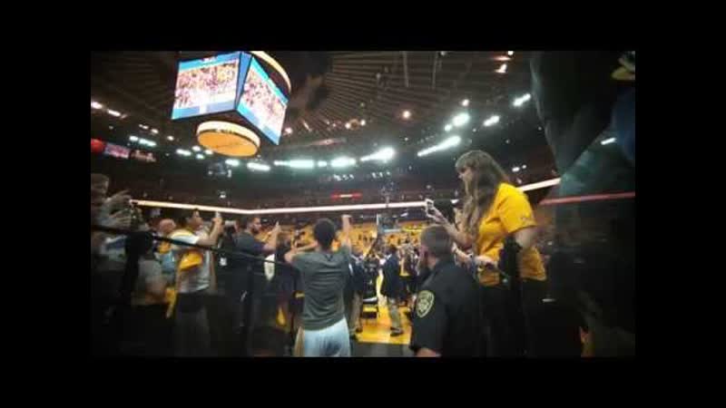 Stephen Curry Nails the Trick Shot from the