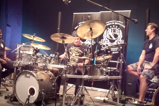 VIRGIL DONATI: " Alien hip hop "  Chris Coleman and Thomas Lang.