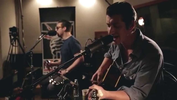 Arctic Monkeys Do I Wanna Know (acoustic) FM 94,