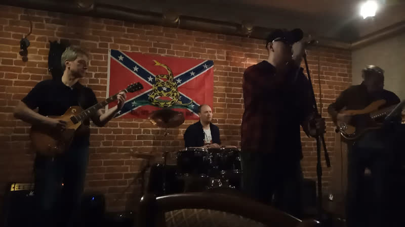 Acoustic Fake Три