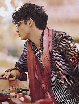 №5, Bertram Forsyth №5, Bertram Forsyth