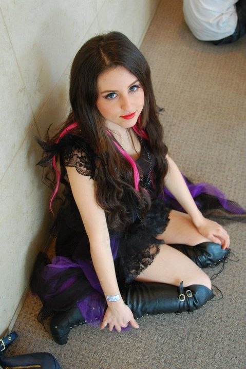 Елизавета Пыхтина | Acre