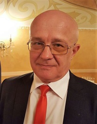 Игорь Валерьевич