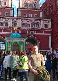 Евгений Нелюбин