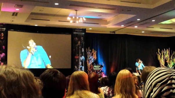 Vancon 2014 Misha Collins Mishas dirty joke + Cooking with West + Singing Happy