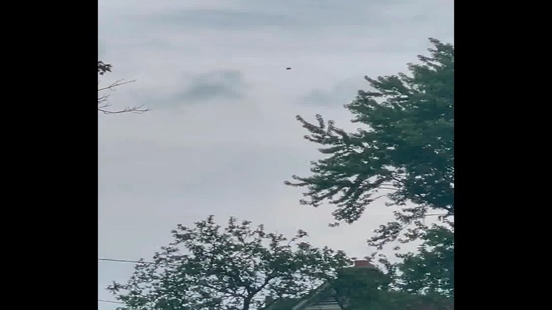 OVNI Flagrado em Filmagem em Connecticut UFO Caught Filming in