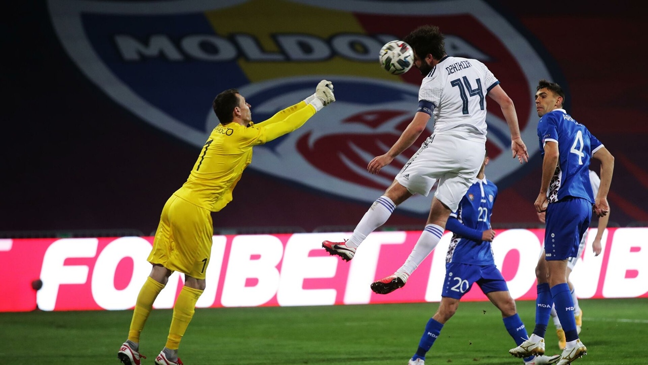 Молдова - Россия, 0:0. Георгий Джикия